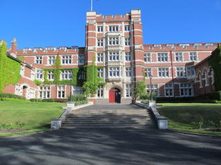 Knox College